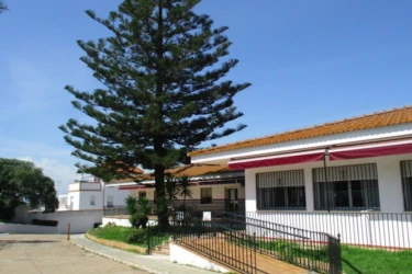 centro-residencial-de-personas-mayores-lerdo-de-tejada-fachada