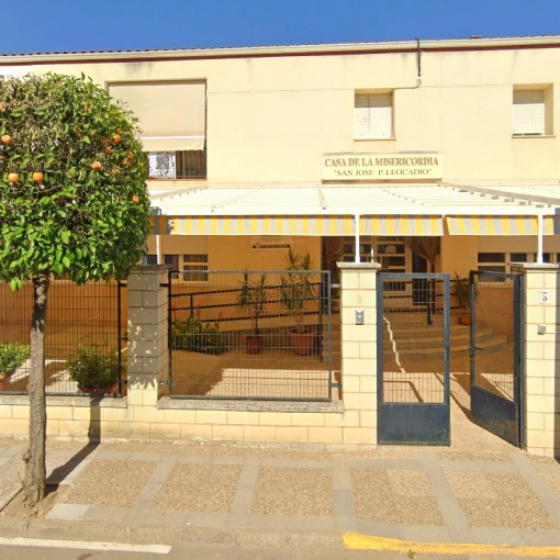 Casa San José y P. Leocadio