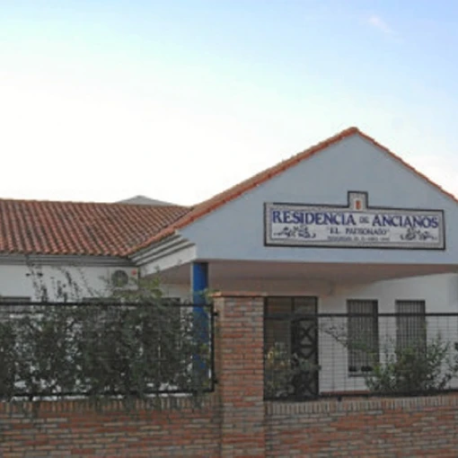 residencia-de-mayores-don-manuel-cirilo-arroyo-arrayas-fachada