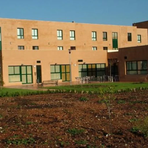 centro-residencial-para-personas-mayores-orpea-andujar-fachada
