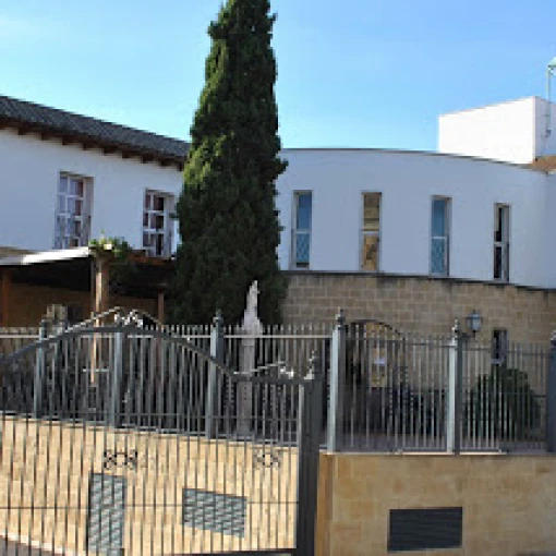 centro-residencial-hospital-san-miguel-fachada