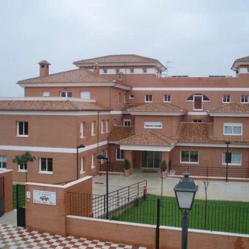residencia-para-personas-mayores-viña-del-rey-fachada