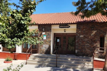 Residencia municipal Aldeacentenera