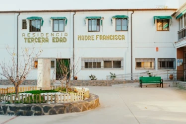 residencia-para-personas-mayores-madre-francisca-casar-de-palonero-caceres
