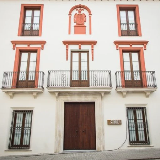 centro-residencial-domusvi-condes-de-corbull-fachada
