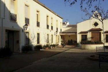 residencia de ancianos aura santa barbara-almaden-ciudad real