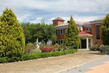 residencia de mayores hogar de santa isabel-calzada de calatrava-ciudad real