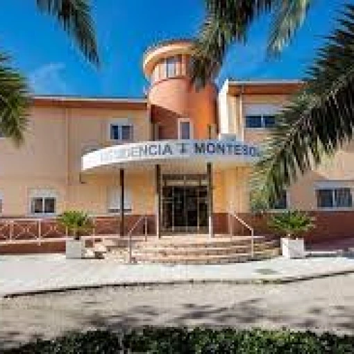 residencia-geriatrica-montesol-fachada