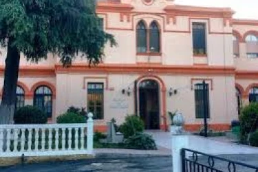 centro-residencial-ntra-sra-de-las-mercedes-san-jose-y-san-raimundo-fachada
