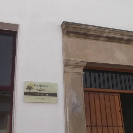 residencia-de-mayores-foam-mengibar-fachada