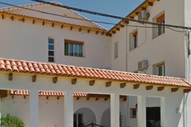 centro-residencial-para-mayores-virgen-del-carmen-fachada