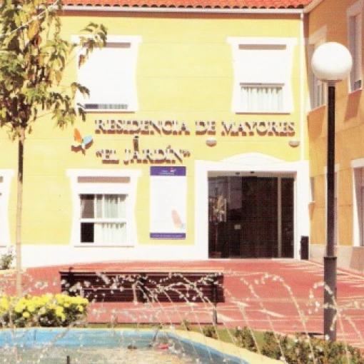 residencia de mayores el jardin-casas de benitez-cuenca