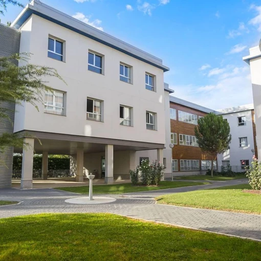 residencia de mayores amavir el pinar-cuenca