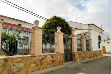 residencia parroquial de ancianos virgen de la soledad-pozorrubio-cuenca