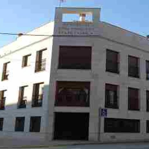 residencia de ancianos santisima trinidad y santa petronila-quintanar del rey-cuenca