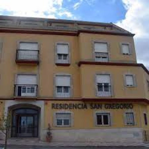 residencia-para-personas-mayores-san-gregorio-de-torreperogil-fachada