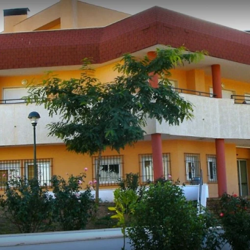 residencia-para-personas-mayores-mercedes-fernandez-olivares-fachada