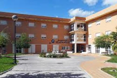 residencia-de-personas-mayores-edades-fachada