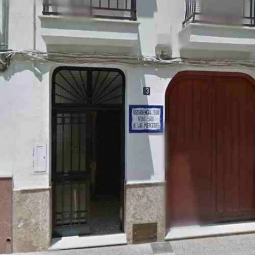 centro-residencial-nuestra-señora-de-las-mercedes-fachada