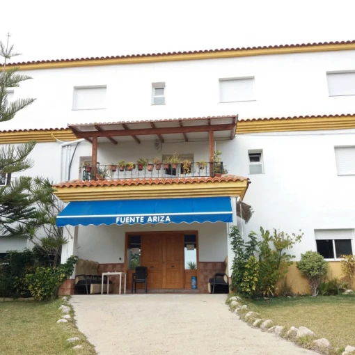centro-residencial-fuente-ariza-fachada