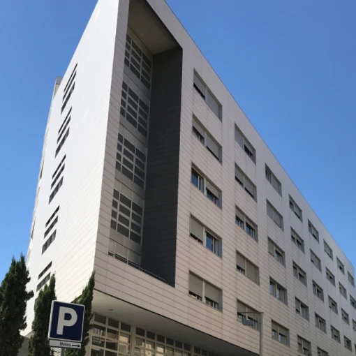 residencia-per-a-gent-gran-moli-via-favencia-barcelona