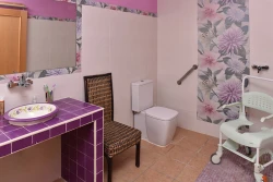 residencia-de-personas-mayores-moncasol-i-baño