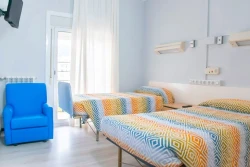 residencia-mar-i-sol-calella-habitaciones