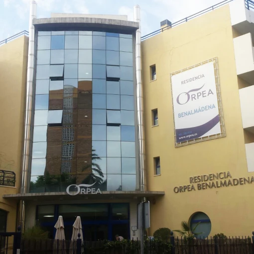 centro-residencial-para-personas-mayores-orpea-benalmadena-fachada