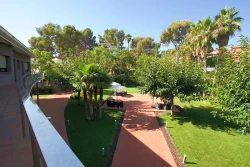 residencia-de-mayores-en-casteldefels (1)