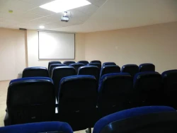 residencia-de-gent-gran-cine