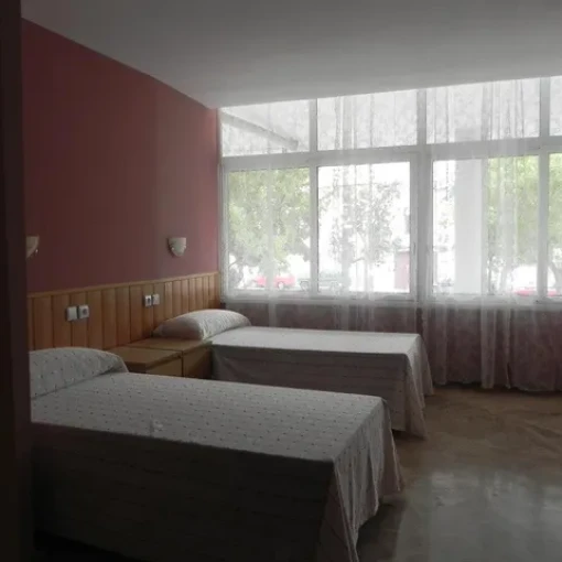 Residència tercera edat L' Hospitalet Rpark