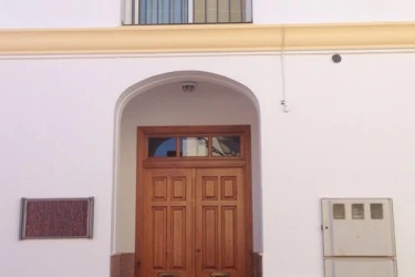 residencia-para-personas-mayores-de-cuevas-de-san-marcos-fachada