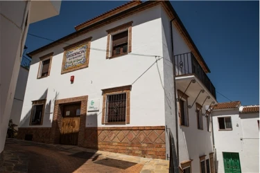 centro-residencial-valle-del-farajan-fachada