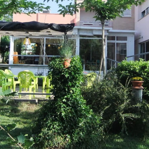 llar dávis mira sol-sant cugat del valles-barcelona