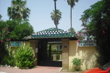 residencia-de-tercera-edad-guadalmar-fachada