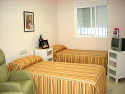 centro-residencia-geriatrica-san-agustion-ii-dormitorio
