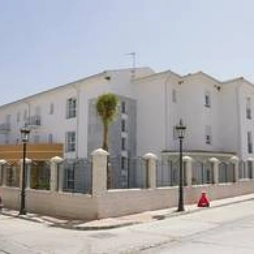 centro-residencial-para-personas-mayores-la-pasionaria-fachada