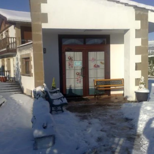 Residencia Hogar Larrea Álava, Barrundia