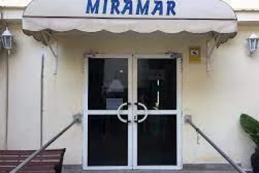 centro-residencial-de-mayores-miramar-fachada