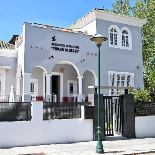 centro-residencial-virgen-de-belen-fachada
