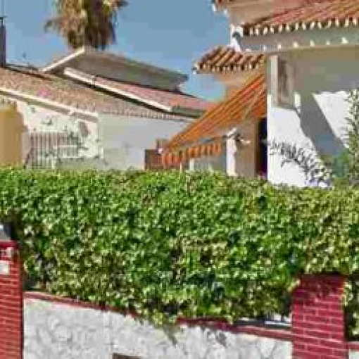 centro-asistencial-tercera-edad-nuestra-señora-virgen-del-rocio-fachada