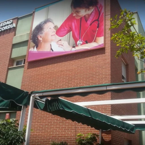 residencia-tercera-edad-la-divina-misericordia-fachada