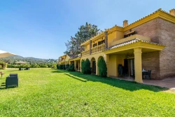 residencias-de-mayores-en-marbella-jardines