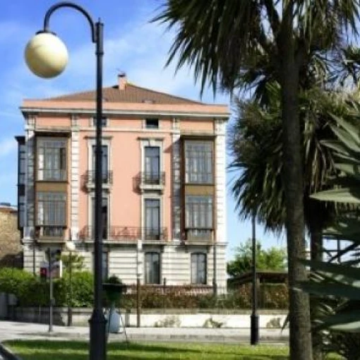 Centro sociosanitario Larrañaga