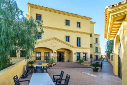 residencias-de-ancianos-en-torre-del-mar-seniors