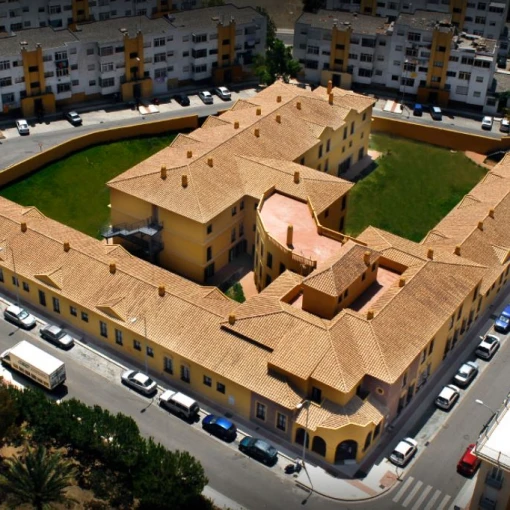 centro-residencial-de-asistidos-seniors-velez-malaga-exterior