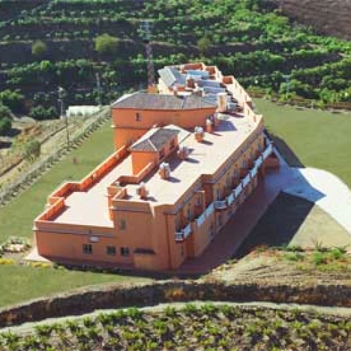 centro-residencial-reina-exterior