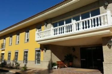 centro-residencial-para-mayores-siglo-xxi-fachada