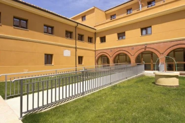 residencia_de_mayores_palencia_ciudad_de_dueñas