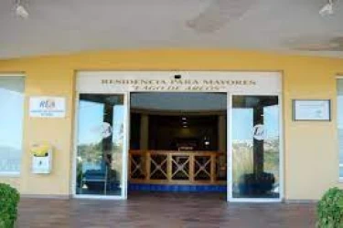 Centro Residencial-Lago de Arcos -Arcos de la Frontera -Cadiz